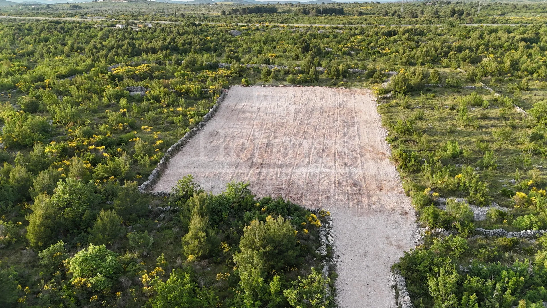 građevinsko zemljište s pogledom na more (2192 m2), vodice, šibenik - slika 8