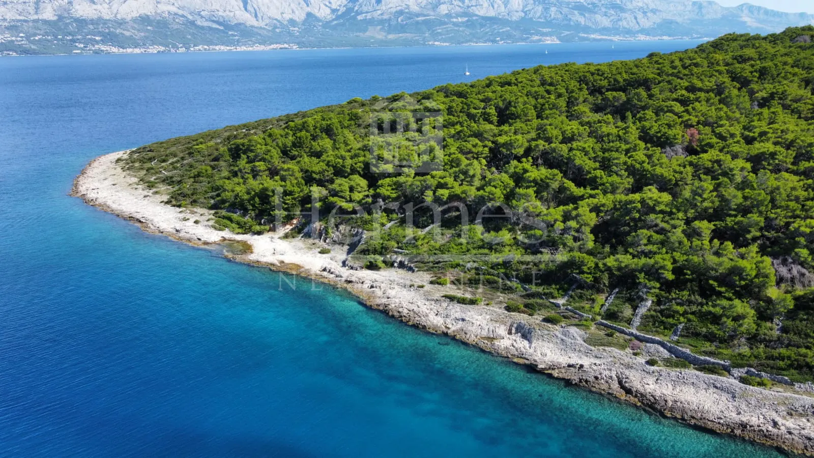 ZEMLJIŠTE, 1. RED DO MORA (62.456 m2), POVLJA, OTOK BRAČ - Povlja, Selca