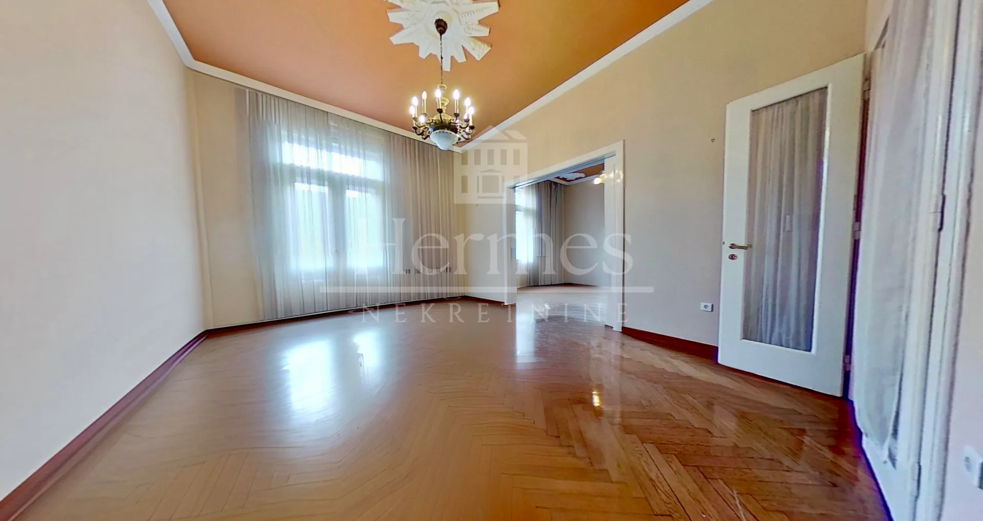 graðanski stan kao poslovni prostor (ured), visoki stropovi, 8 soba, 200 m2 - slika 11