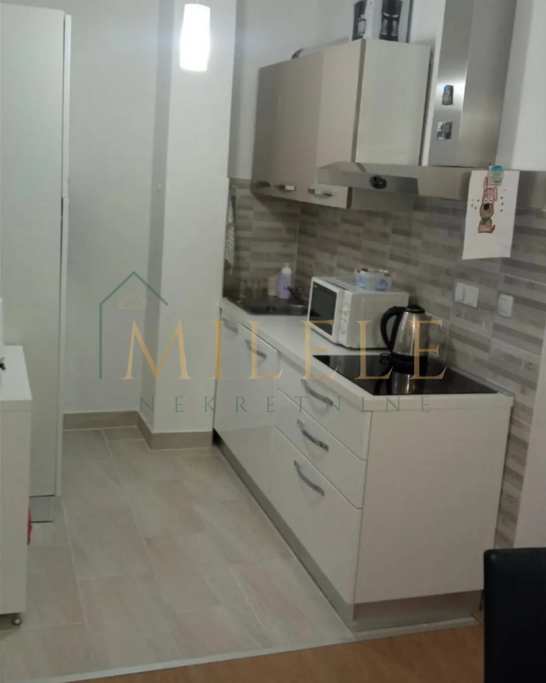 kuća s tri apartmana na prodaju - slika 4