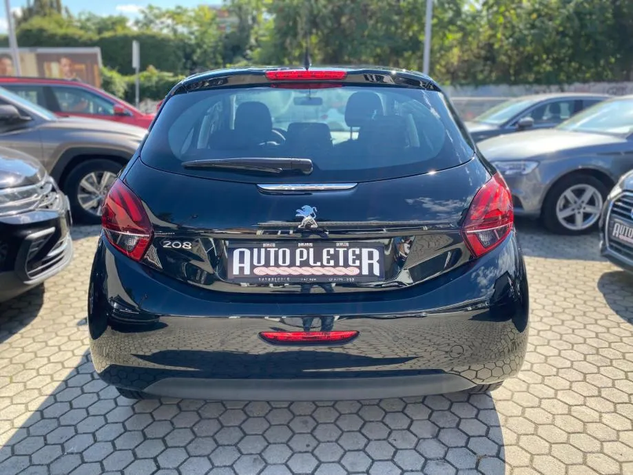 peugeot 208 1,2 puretech berline premium 4xgarancije - slika 4