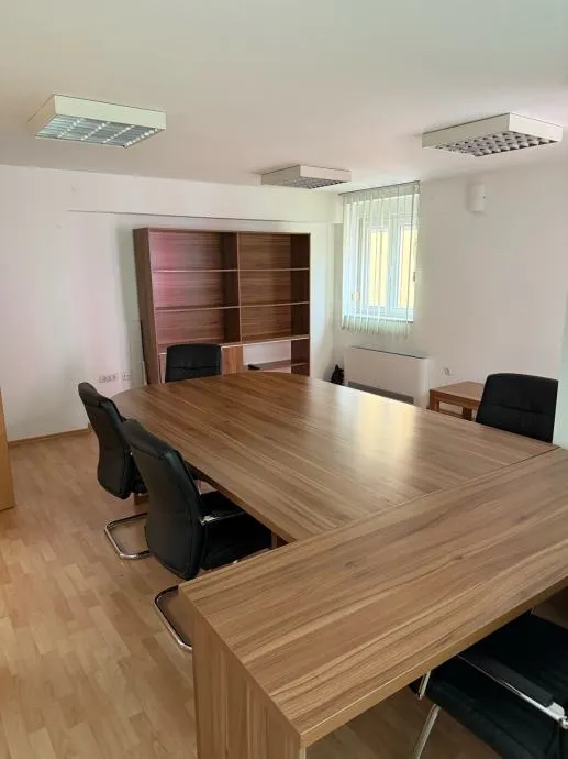 poslovni prostor - najam, 8 ureda, zadar-relja, centar grada! 2. kat! - slika 2