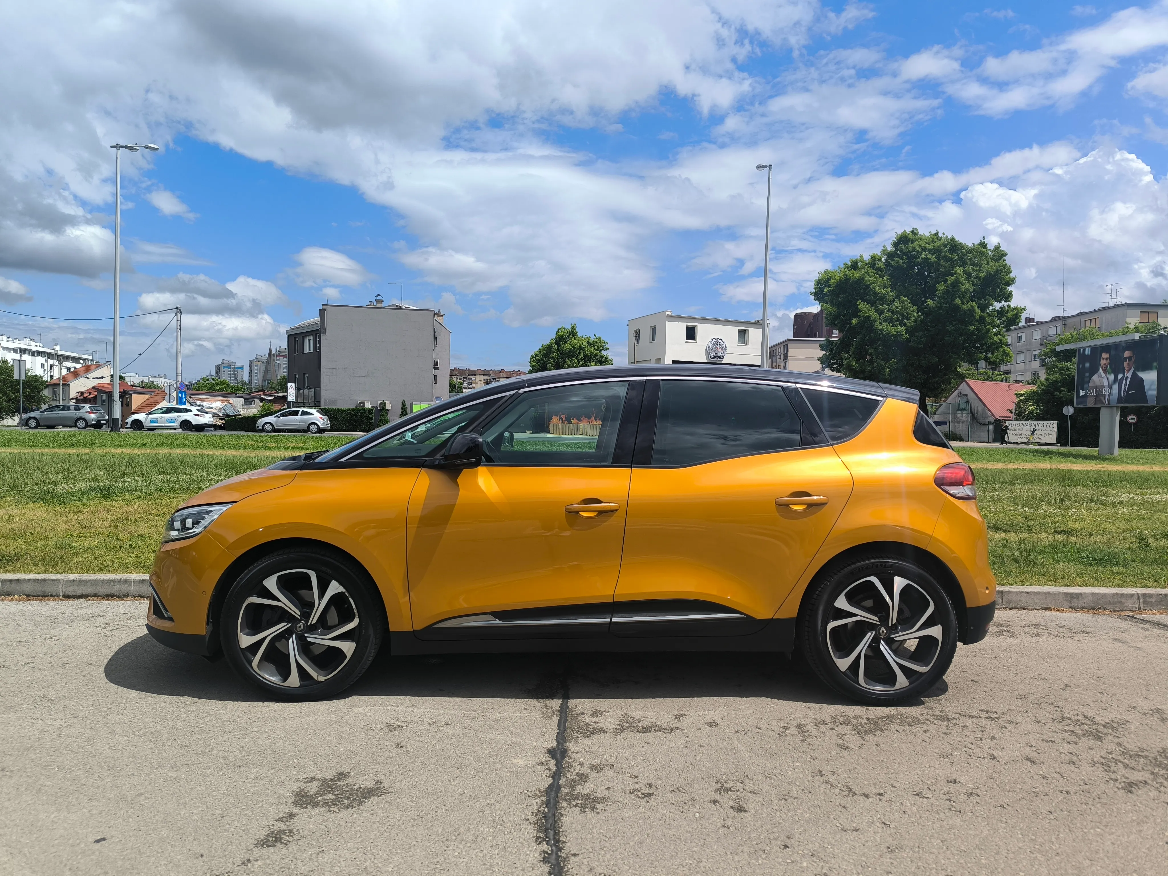 renault scenic dci 120 ,intens, full led, kamera, top stanje - slika 14