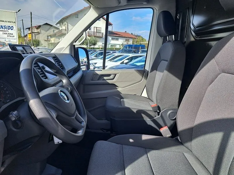 volkswagen crafter 2.0 tdi*177ks*klima*navigacija*kuka za vuču* - slika 12