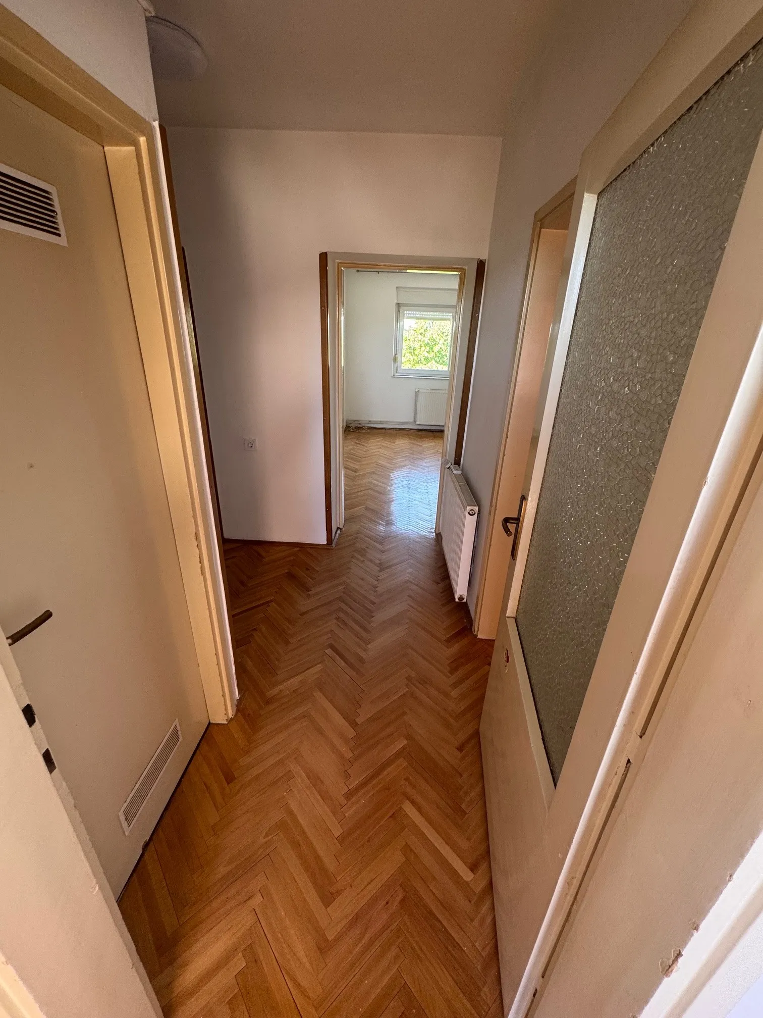stan našice (našice), 65m2, 3-sobni, strogi centar - slika 3