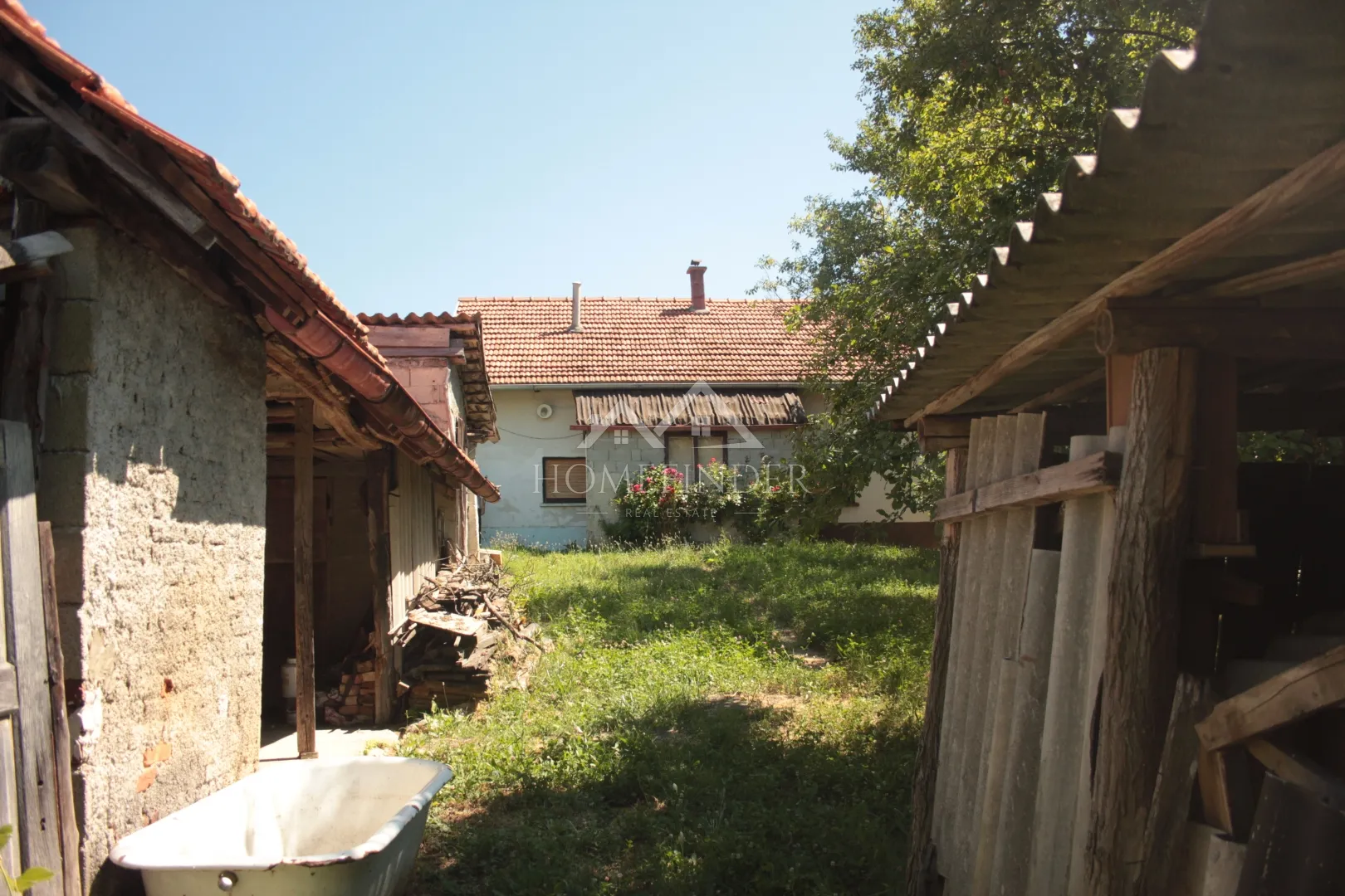 kuća 81m2, desinić - slika 32