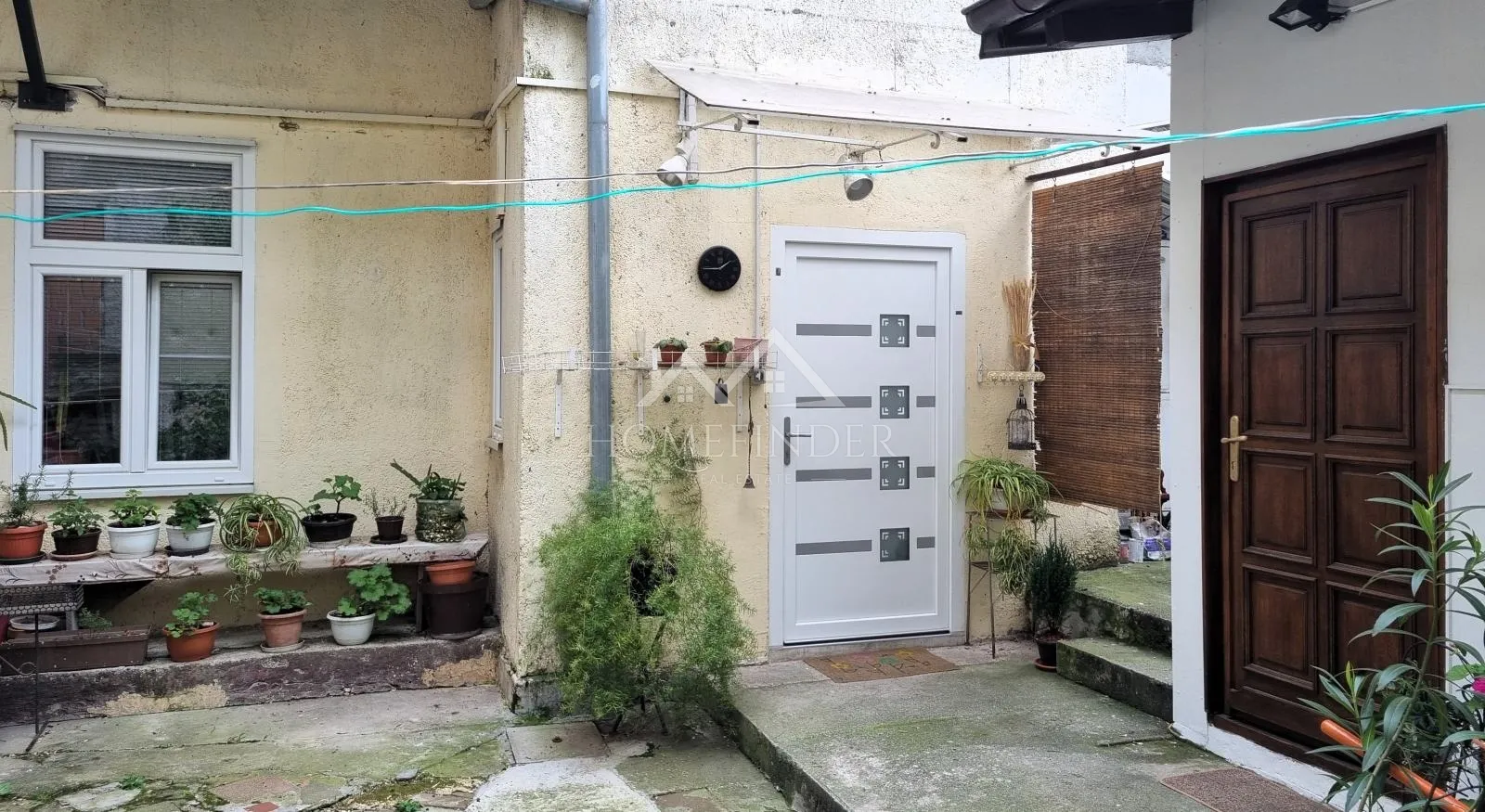 dva objekta u strogom centru gunduliceva 58m2 - slika 8