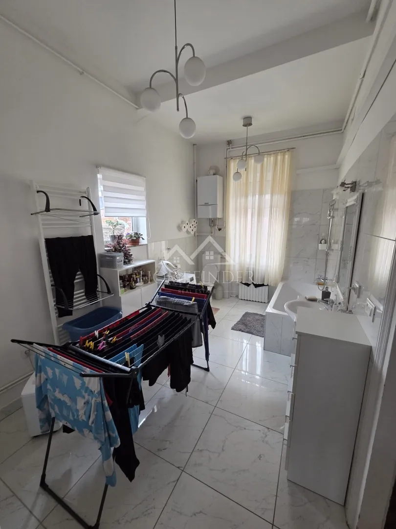 kaptol centar-146m2 elegantnog prostora,dva stana u jednom - slika 14