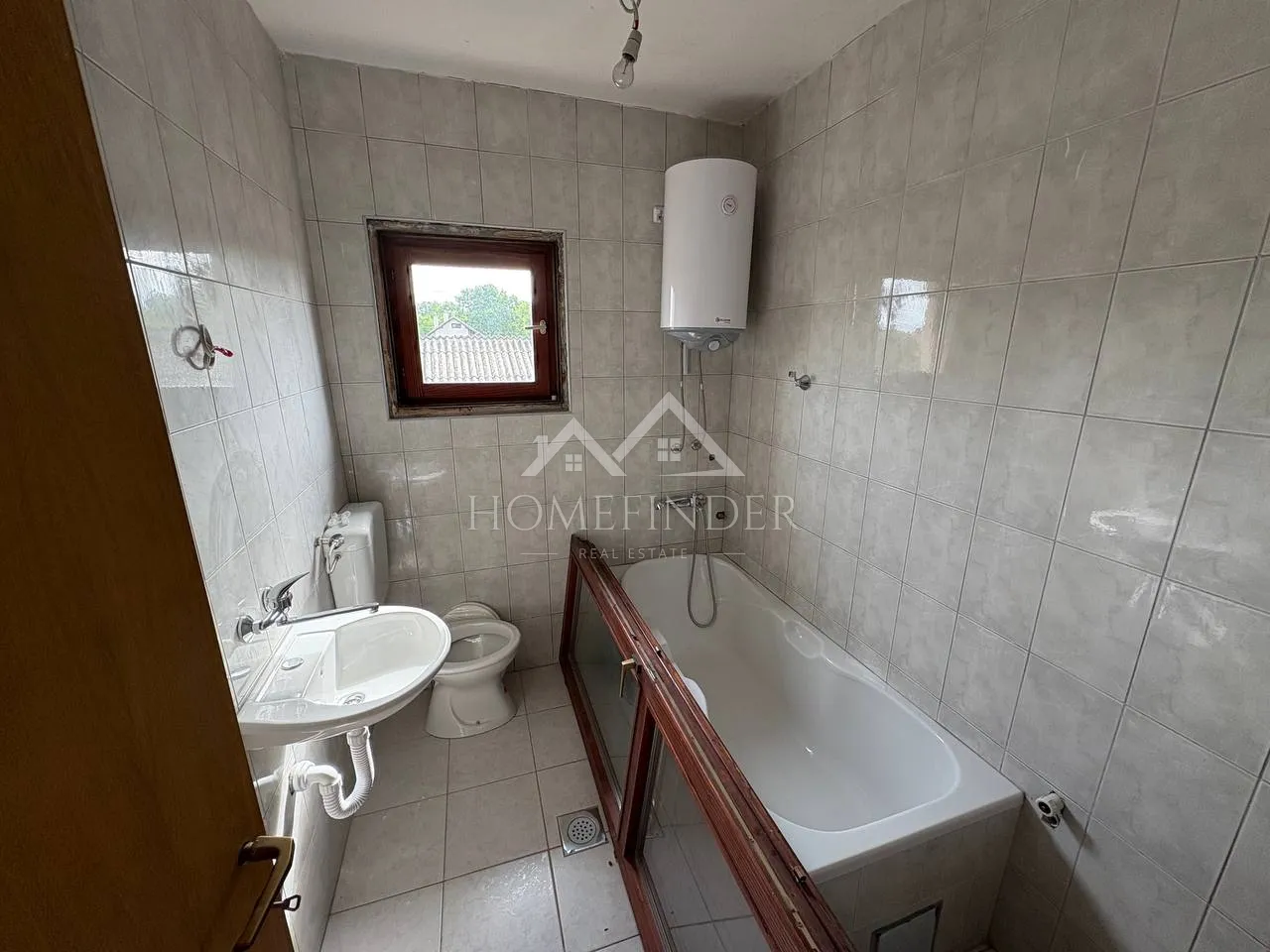 kuća petrinja 200m2 - slika 10
