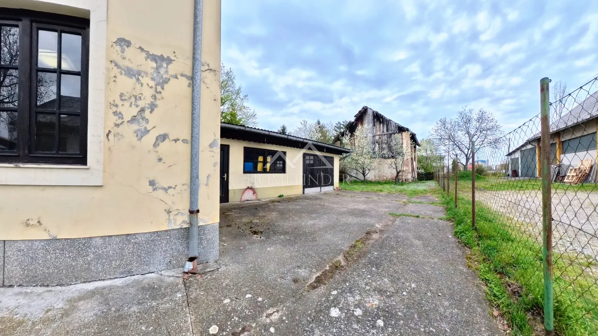 kuća, sisak, 204m2 - slika 26
