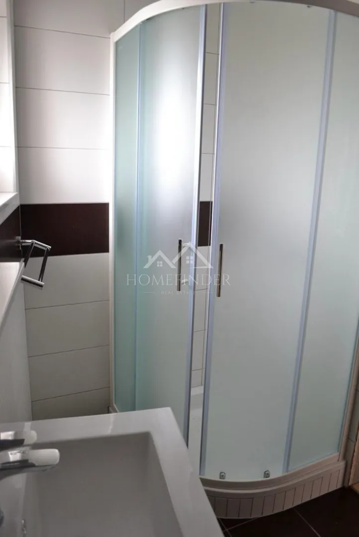 apartman sa 2 stambene jedinice, 134m², 120m od mora, košljun, pag - slika 12