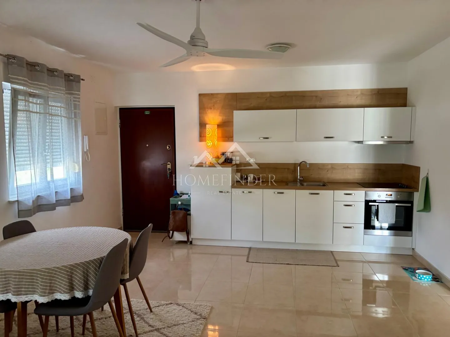 stan s vrtom, 3s, 90 m², 180 m od mora – petrčane - slika 14