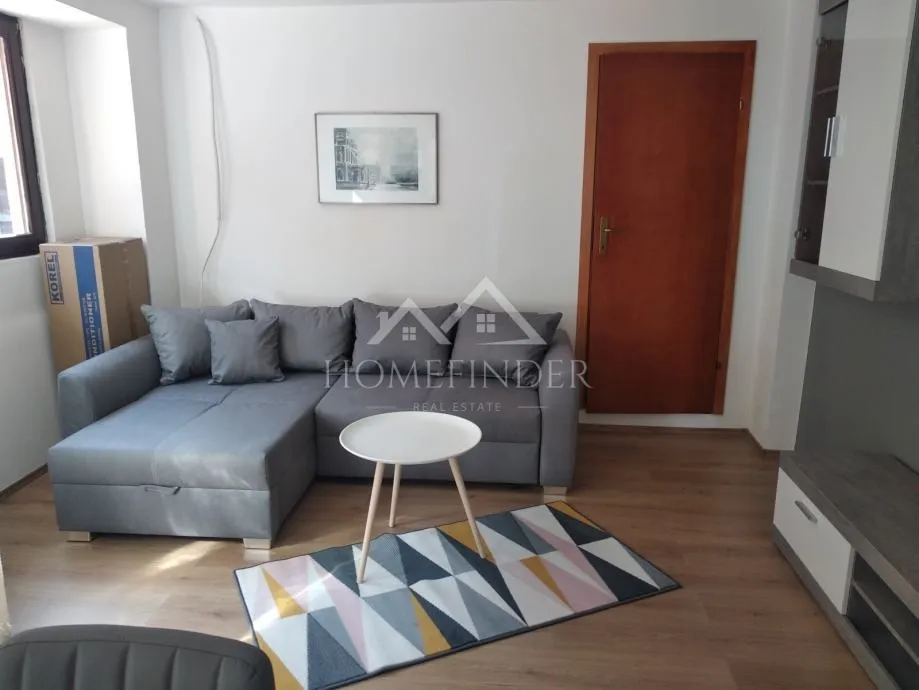 kuća (95,5m2), donji grad - slika 2