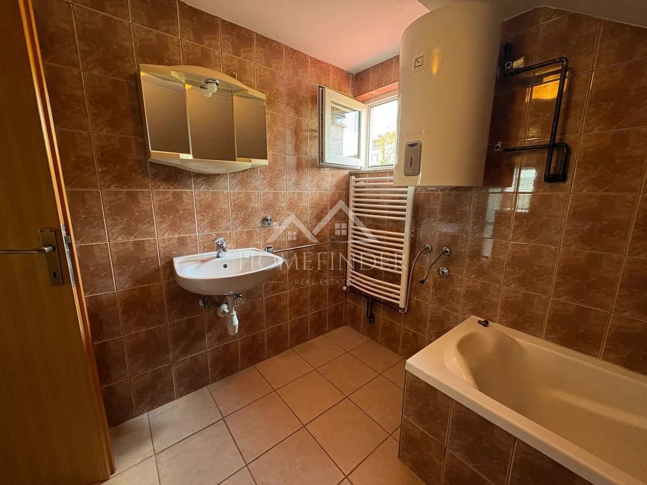 kuća: gornje komarevo (sisak), 160 m2 - slika 23