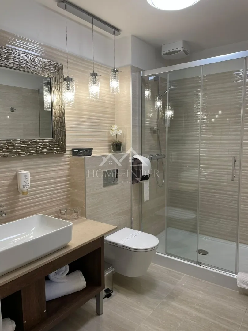 hotel 1050m2, senj, top lokacija uz obalu - slika 11