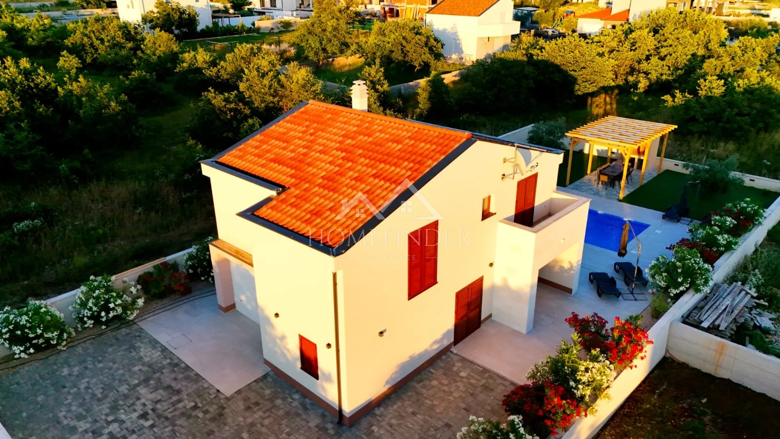 kuća s bazenom, murvica 150 m² - slika 14