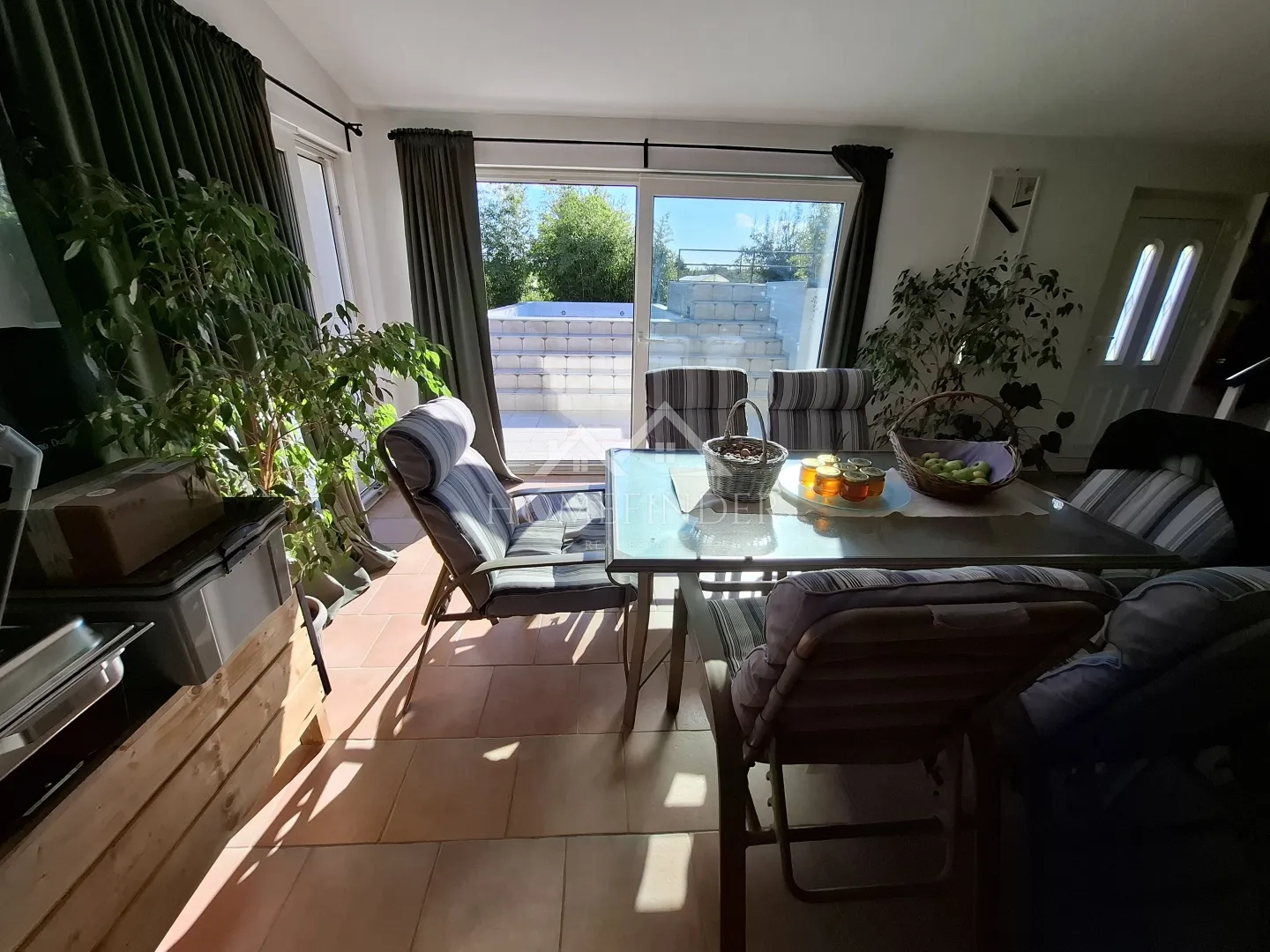 luksuzne dvije kuće s bazenom, 284m2, 1673m2 okućnice,7vpm, ježdovec - slika 12
