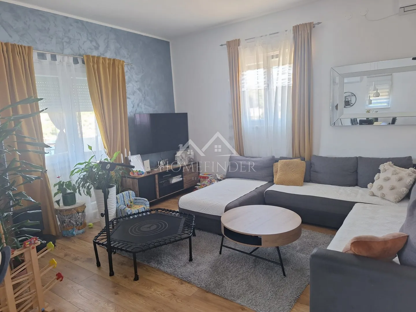 rogoznica - kuća na samo 50 m od mora. - slika 5