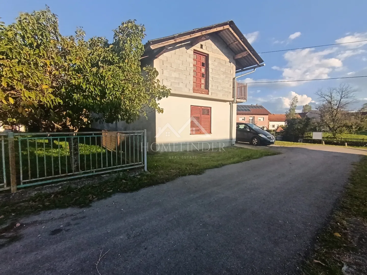 kuća 200m2, desinec - slika 5