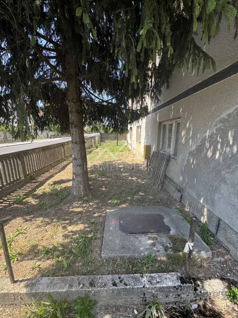 kuća (80m2), pojatno - slika 7