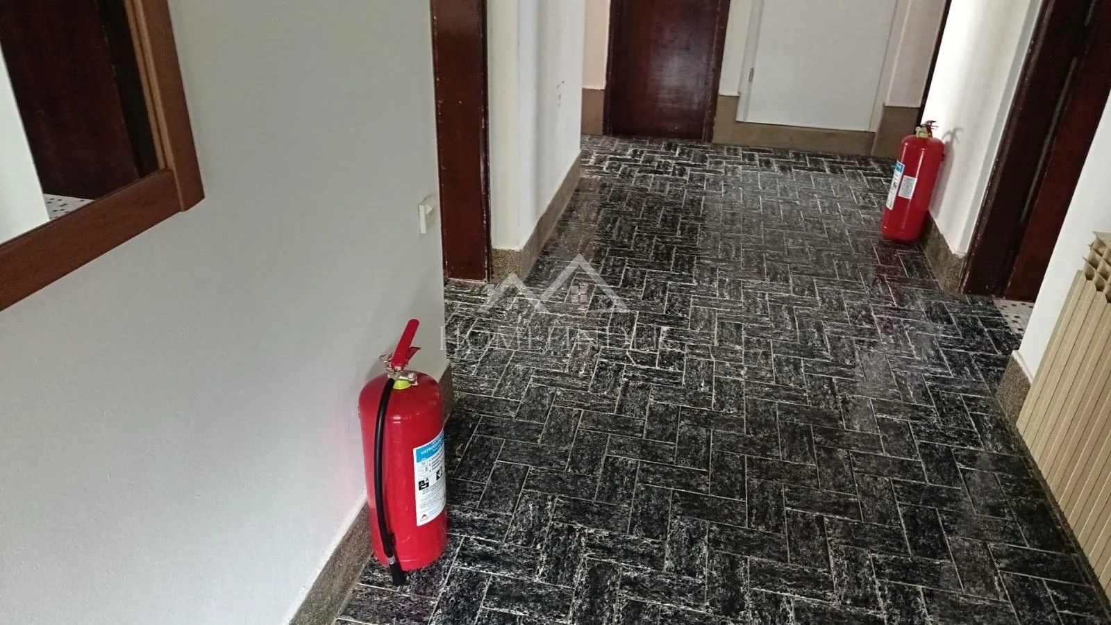 kuća sa zemljištem, belovar (zagreb), 220m2 - slika 5