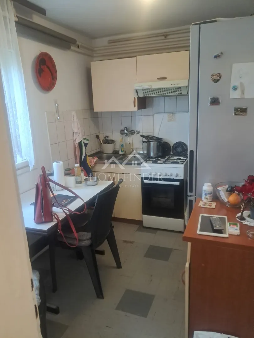 kuća, 220 m2, 1 gpm, 360m2 okućnice, kustošija - slika 25