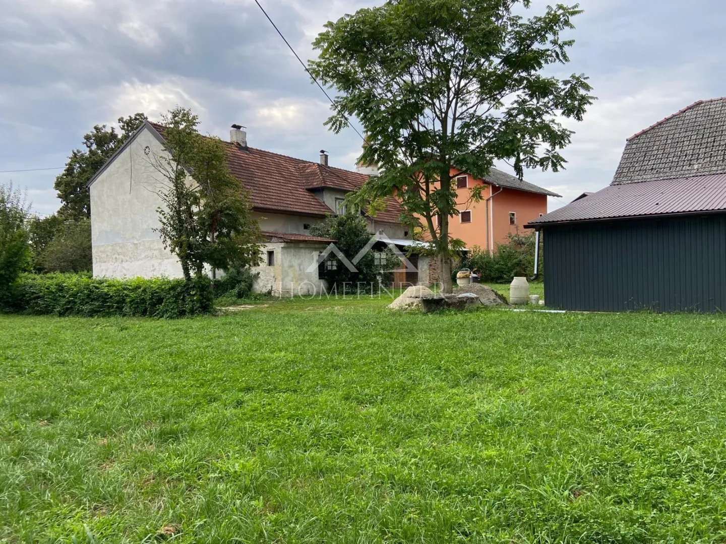 poslovna zgrada,hala 240m2 + uredi 750m2 - slika 11