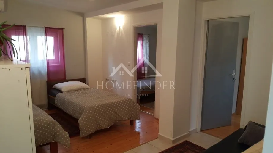 luksuzne dvije kuće s bazenom, 284m2, 1673m2 okućnice,7vpm, ježdovec - slika 49