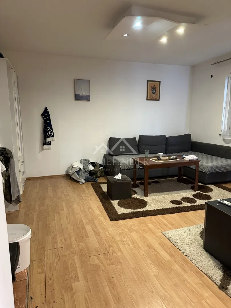kuća 70m2 + poslovno stambeni objekt 230m2, petrinja - slika 4