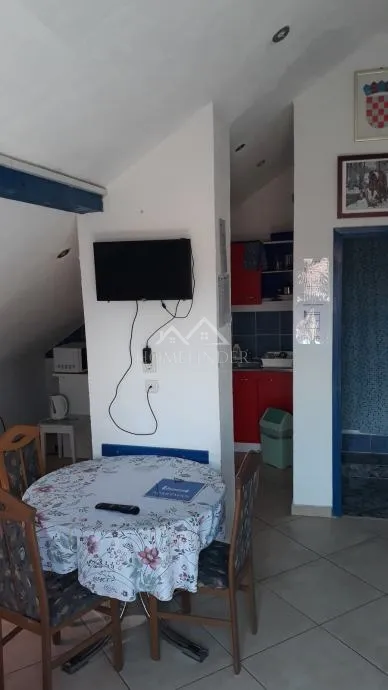kuća sabunike, (8s), 149m2, 6vpm, podijeljena u 3 apartmana, - slika 17