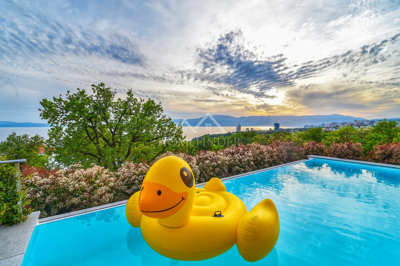 luksuzna vila s bazenom i panoramskim pogledom na more, kostrena - slika 21