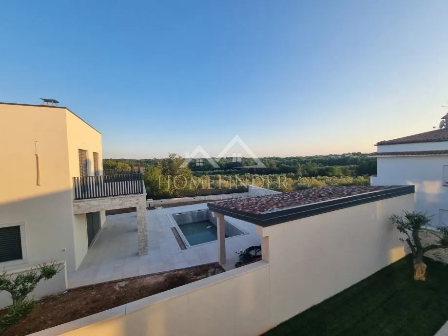 luksuzna vila s bazenom – savudrija – 210 m² - slika 3
