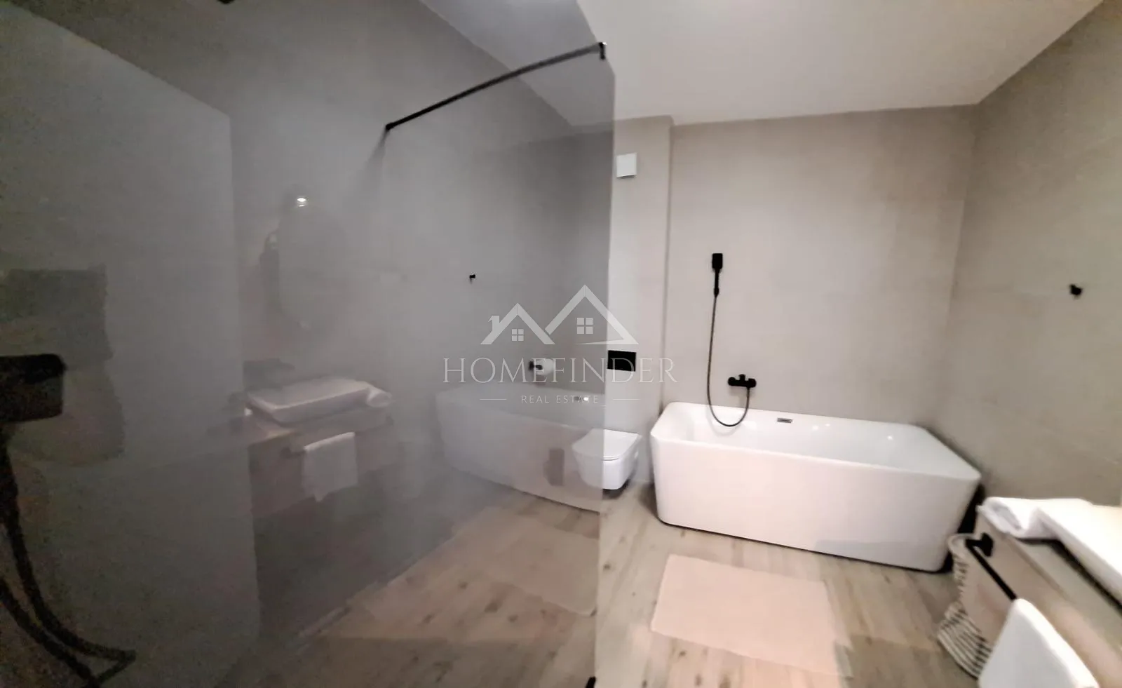 urbana vila s bazenom, (5s), 4 vpm, smart house 200 metara od mora - slika 19