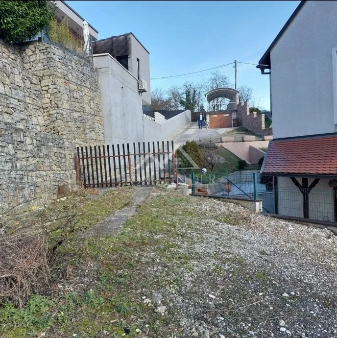 građevinsko zemljište grmoščica 686m2 - slika 4
