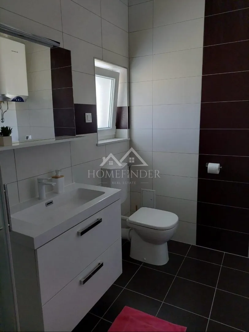 apartman sa 2 stambene jedinice, 134m², 120m od mora, košljun, pag - slika 11