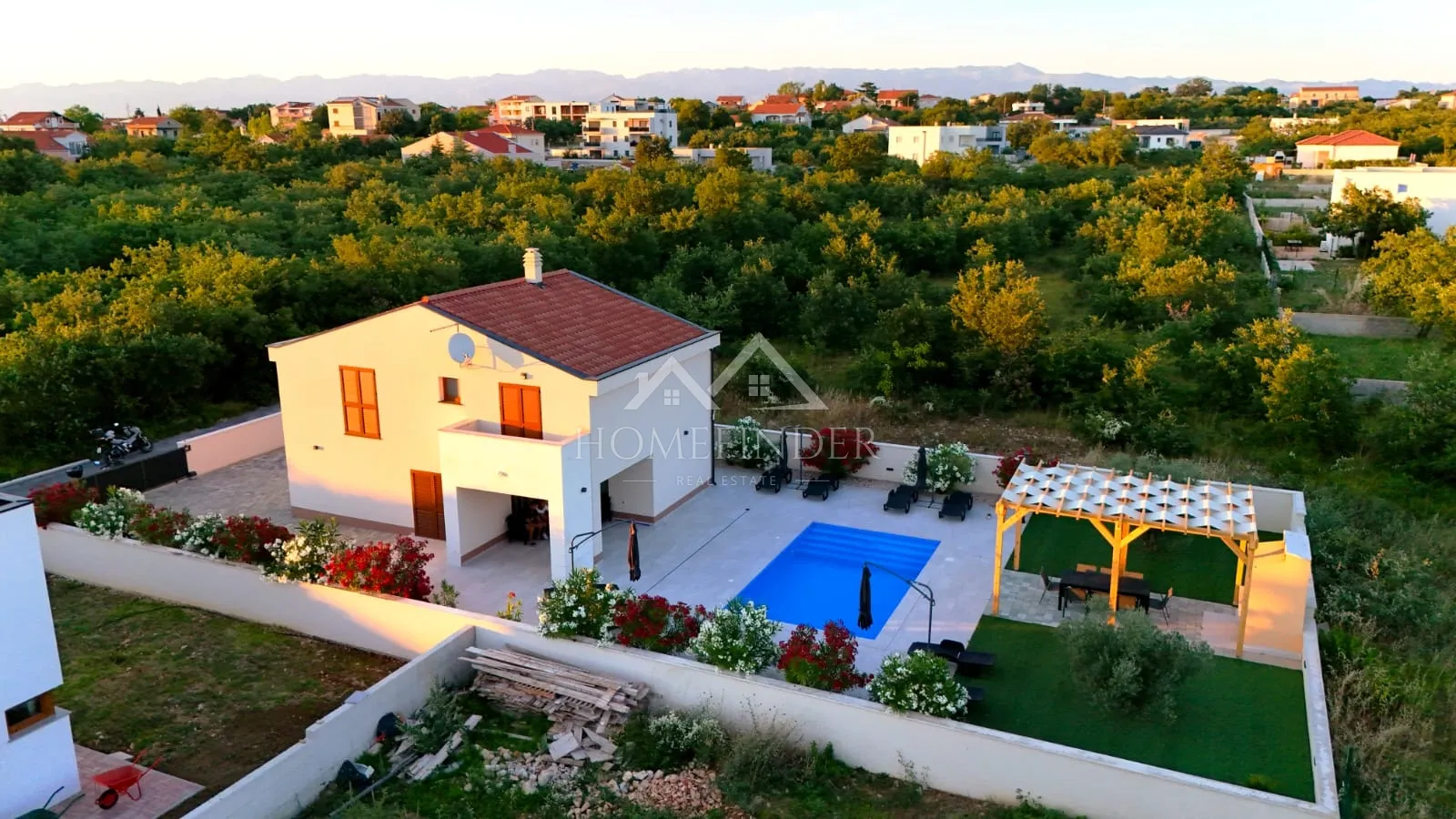 kuća s bazenom, murvica 150 m² - slika 19