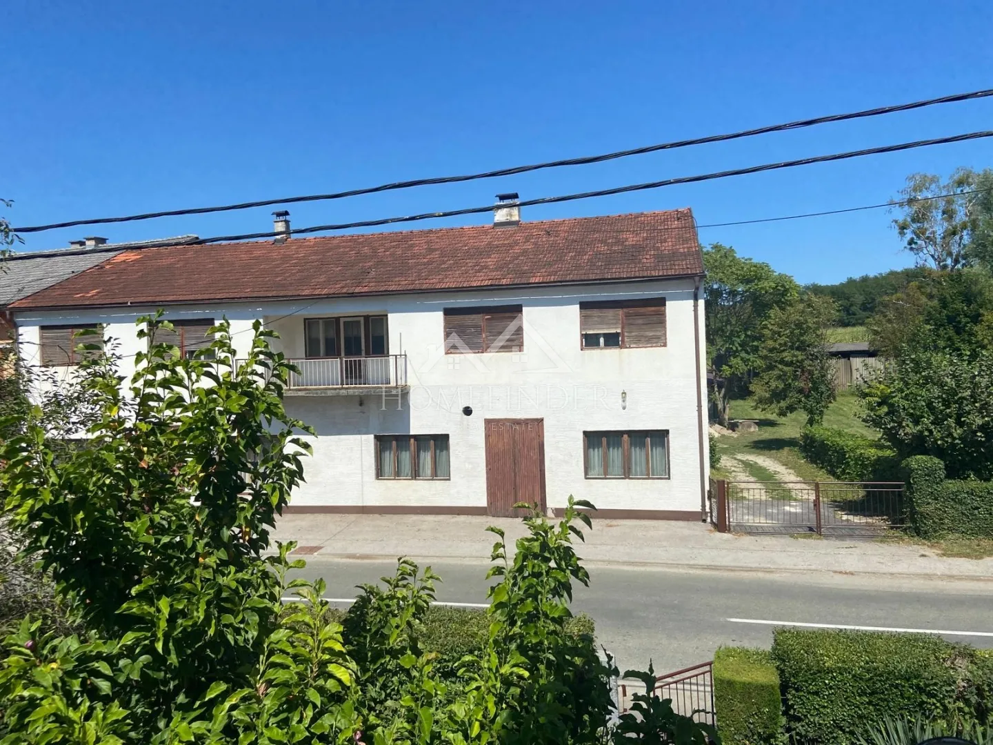 poslovna zgrada,hala 240m2 + uredi 750m2 - slika 3