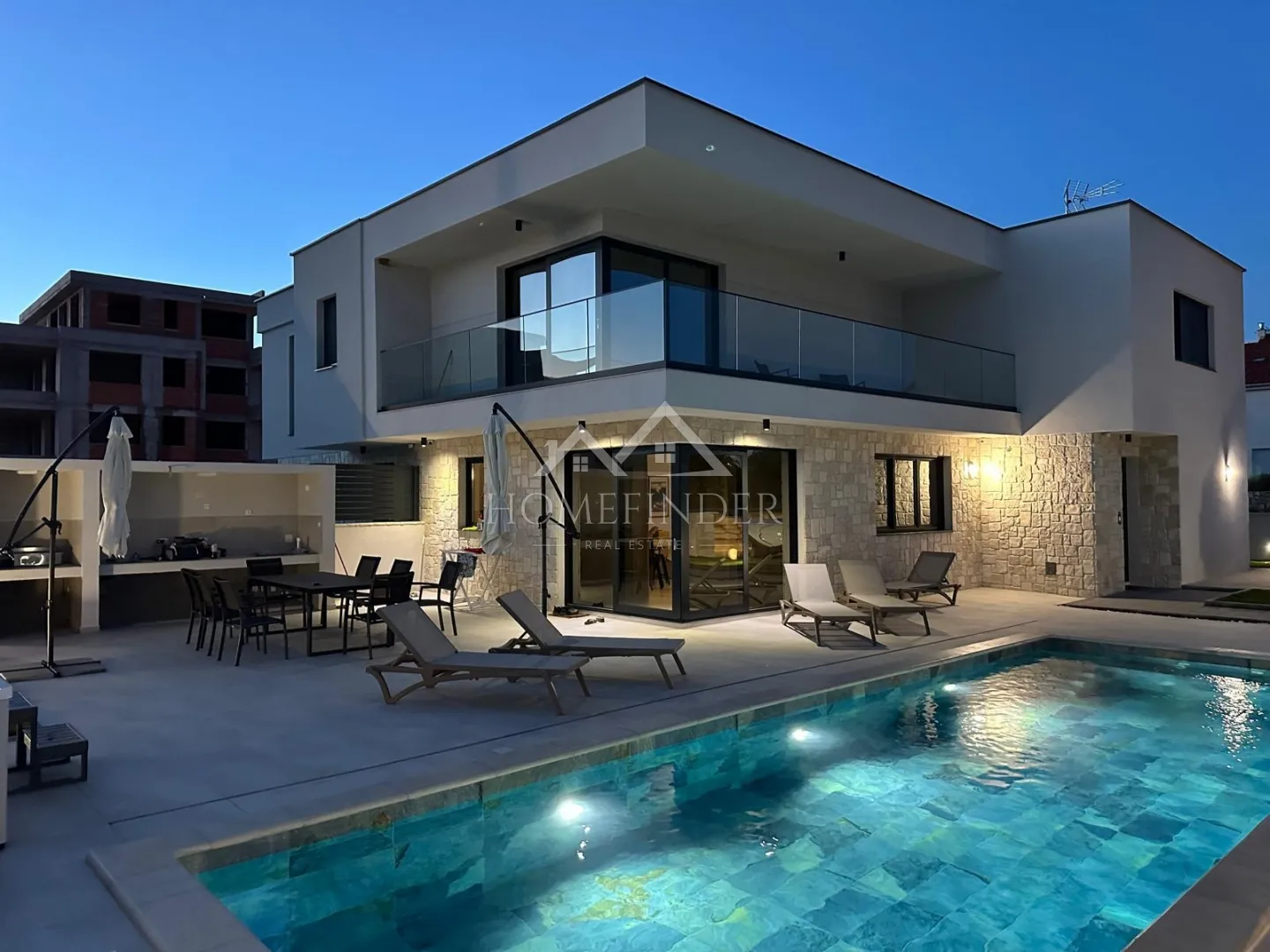 Urbana vila s bazenom, (5S), 4 VPM, smart house 200 metara od mora - Mandre, Kolan