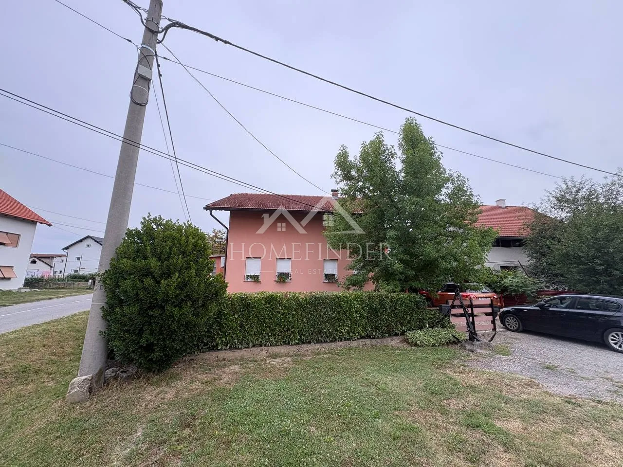 obiteljska kuća: petrinja, 200 m2 - slika 2
