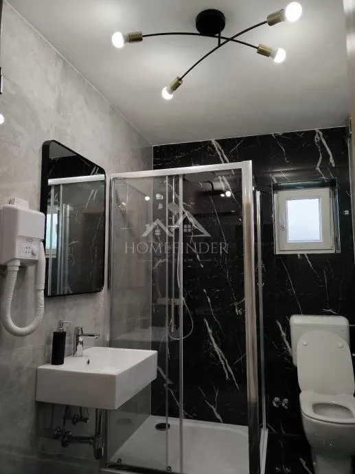 funkcionalna višenamjenska kuća u strmcu, 300 m2, ( 8s), 6 vpm - slika 47