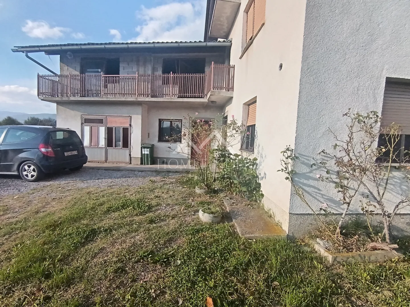kuća 200m2, desinec - slika 3