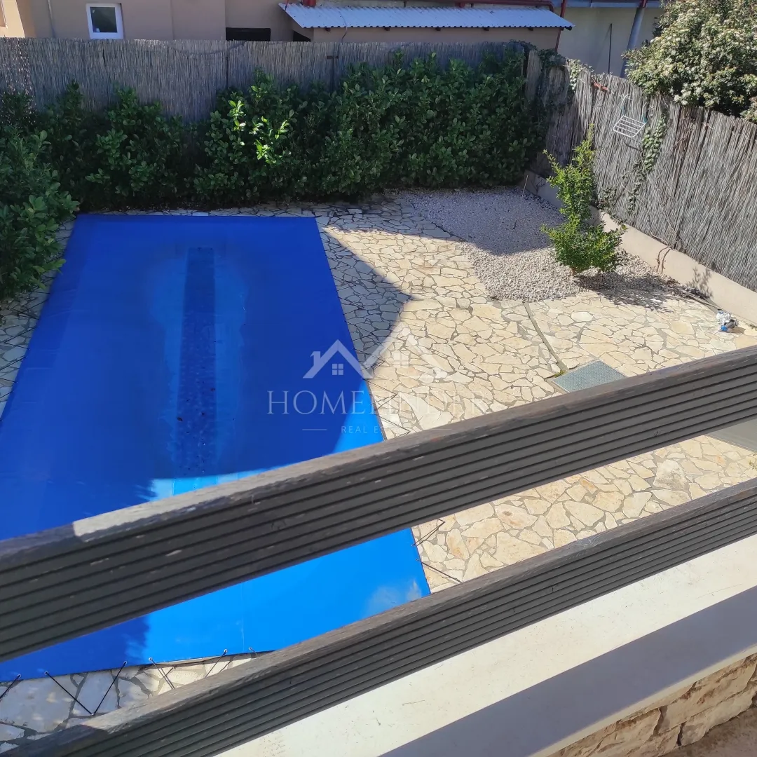 kuća s bazenom, pirovac, 160m2 - slika 22