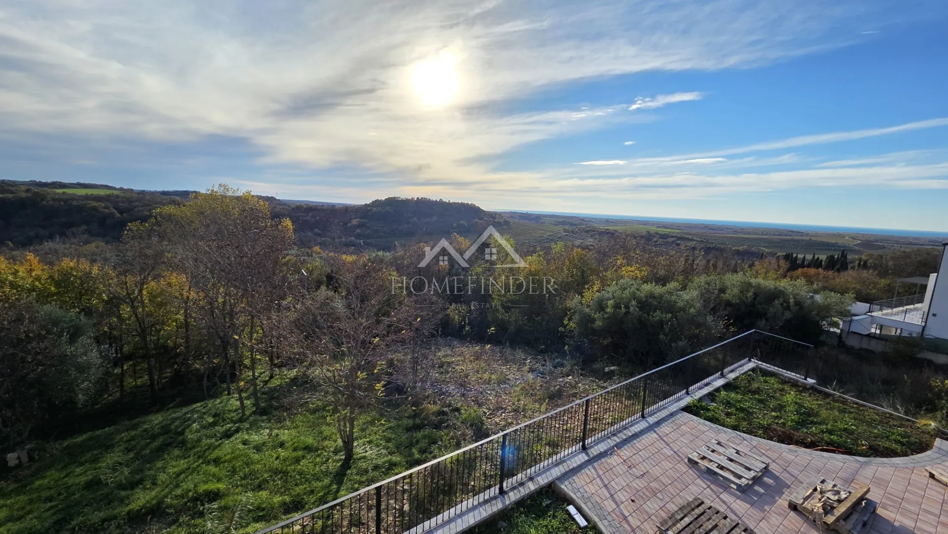 atraktivno građevinsko zemljište, 1473m², buje, istra - slika 2