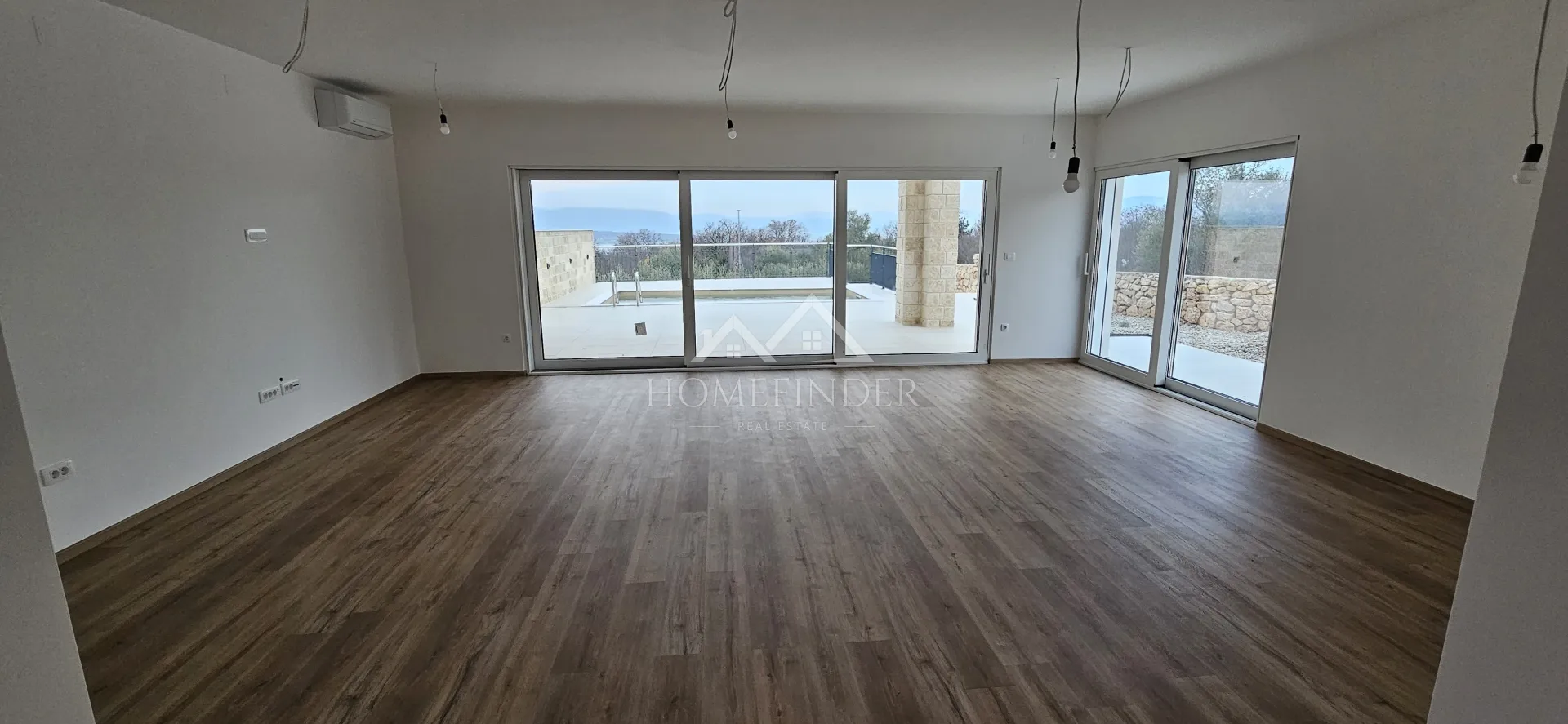 luksuzna dvojna kuća s bazenom i pogledom na more, malinska 152m2 - slika 6