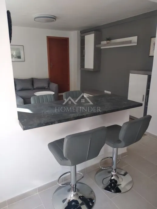 kuća (95,5m2), donji grad - slika 4