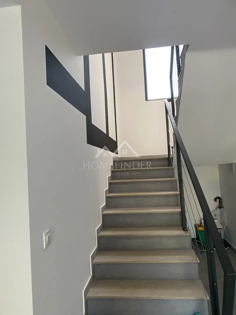 kuća 169m2: pašman,tkon - slika 14