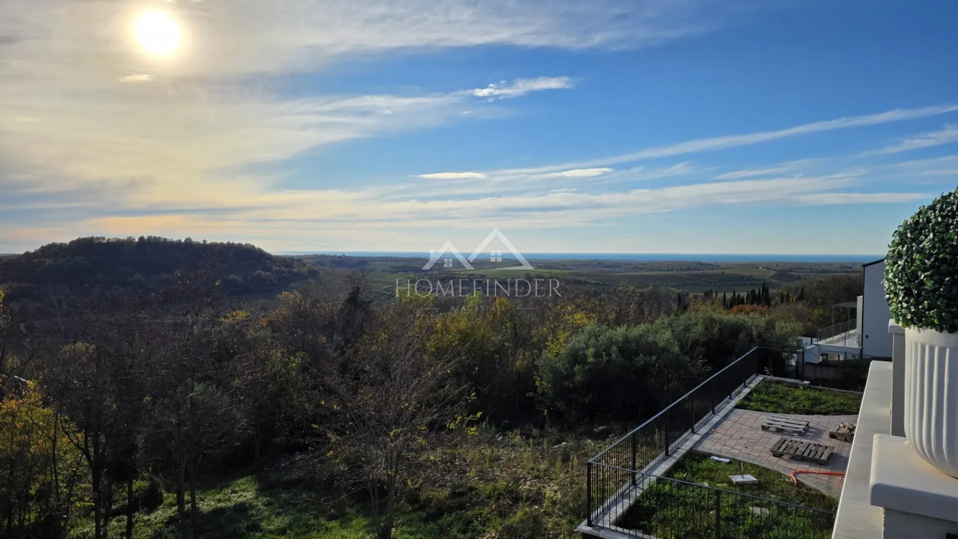 atraktivno građevinsko zemljište, 1473m², buje, istra - slika 3
