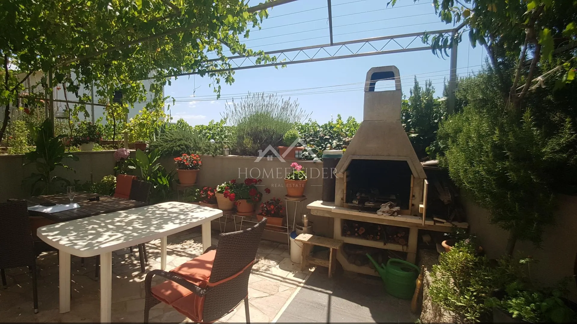 apartmanska kuća s predivnim pogledom na more - slika 4