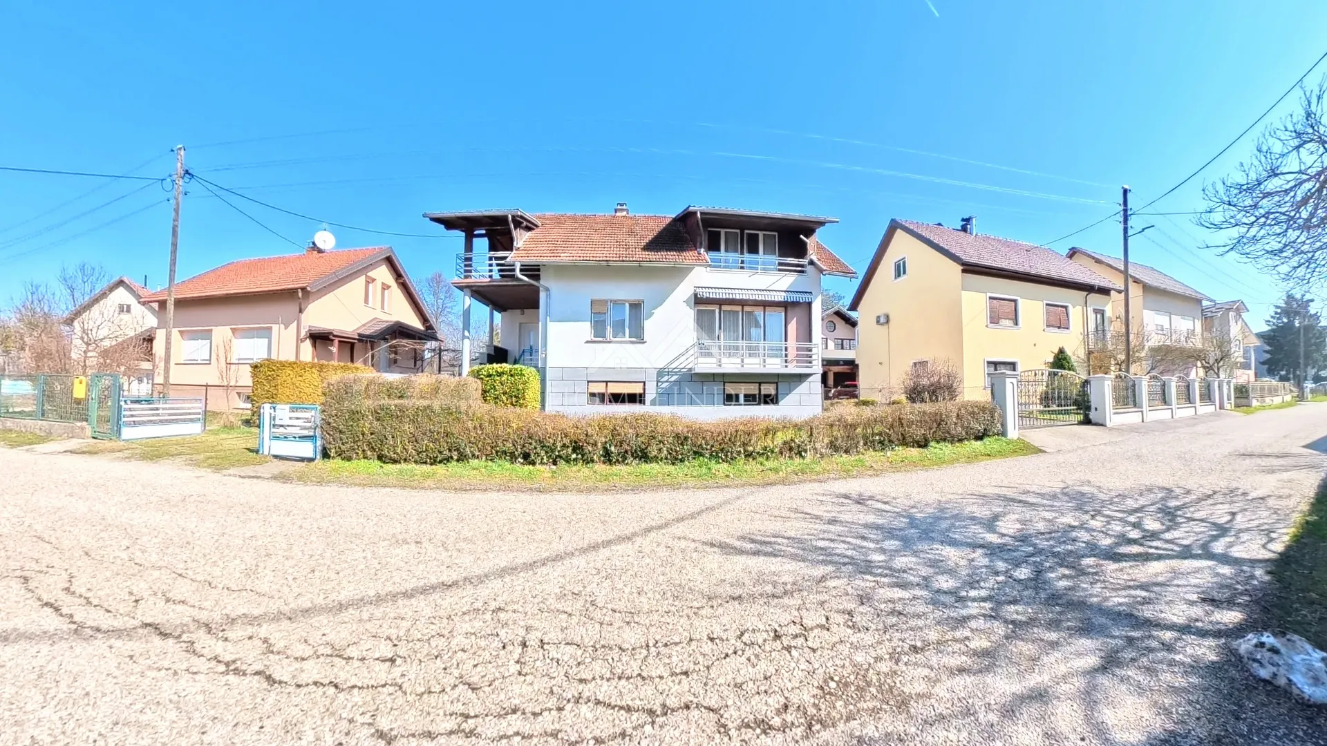 obiteljska kuća, 190m2, top lokacija, oroslavje - slika 3