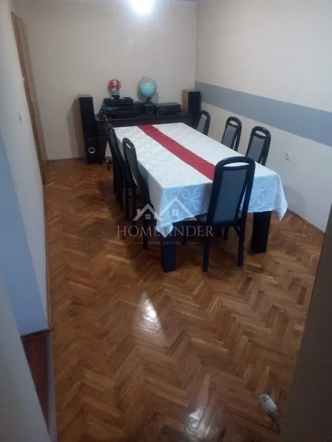 kuća petrinja 200m2 - kompletno adaptirana - slika 18